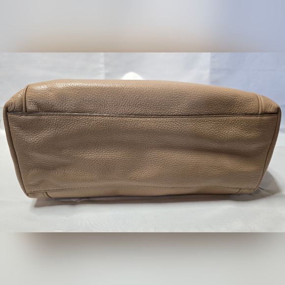 Coach Ava Chain Tote - Picture 3 of 6